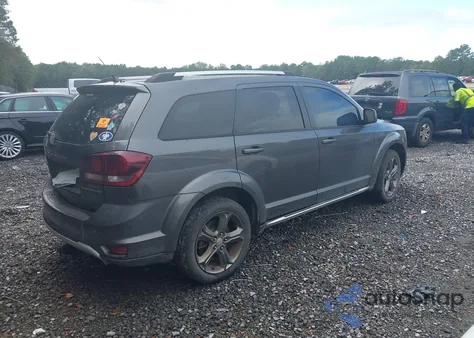 2015 Dodge Journey Crossroad z USA, uszkodzony, nr VIN 3C4PDCGG6FT715481